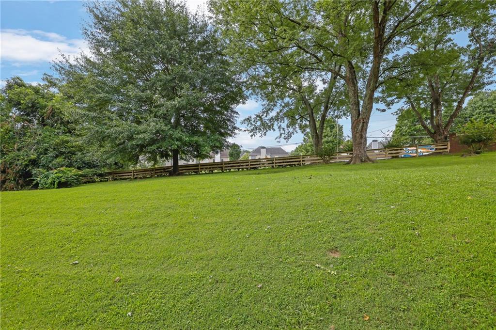 3166 Corner Oak Drive
