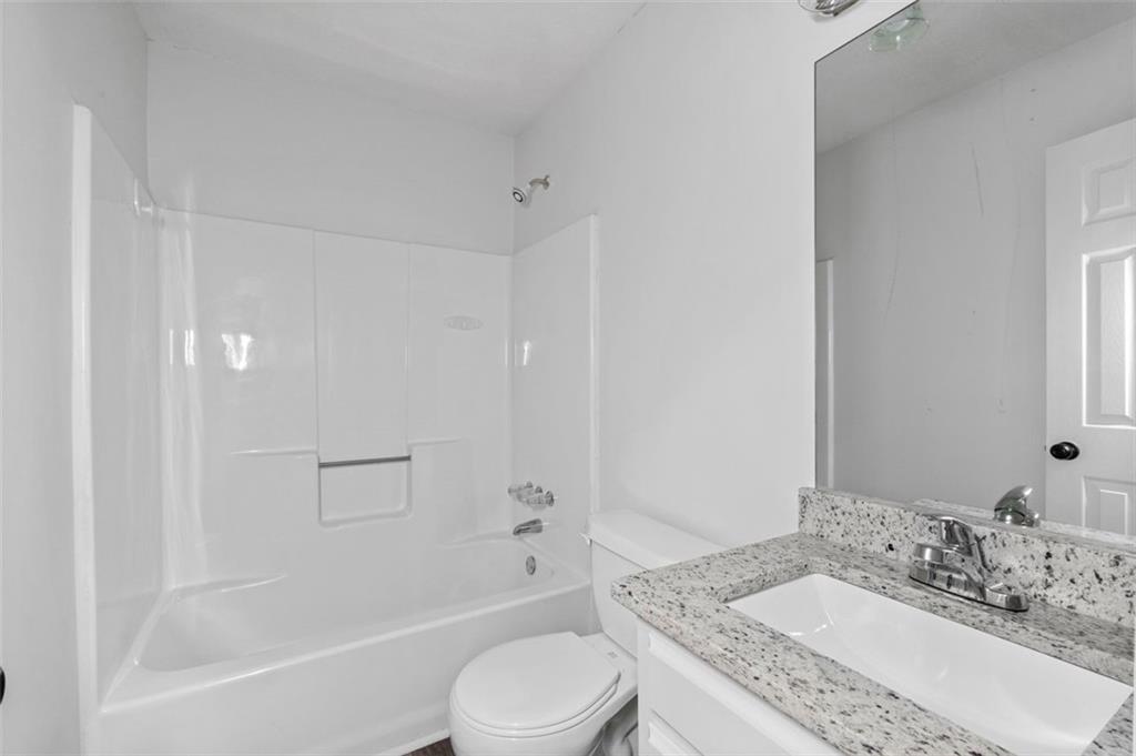2571 Hamill Drive, Buford, Georgia image 11