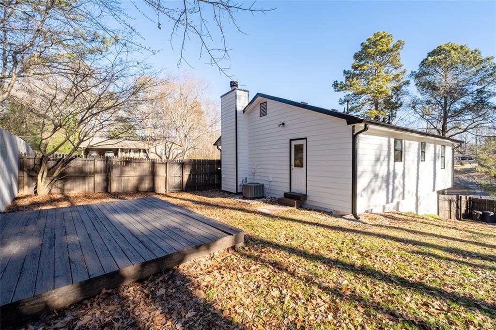 2571 Hamill Drive, Buford, Georgia image 31