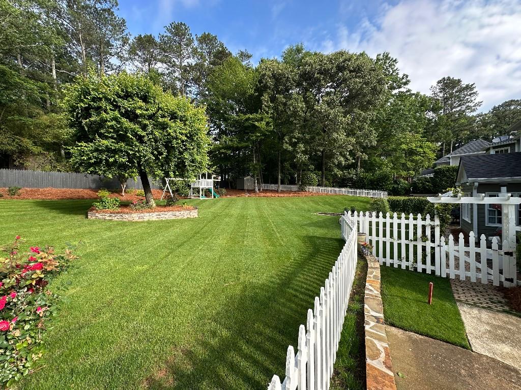 WEST HAMPTON - Residential
