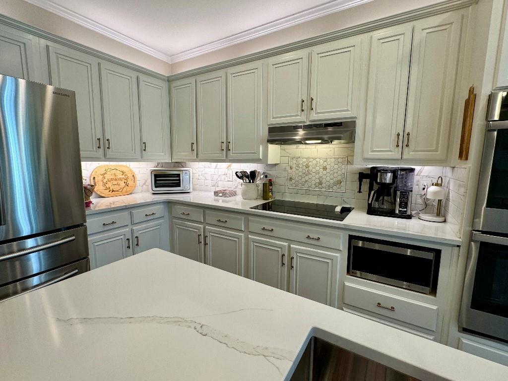 WEST HAMPTON - Residential
