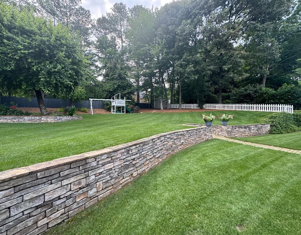 WEST HAMPTON - Residential