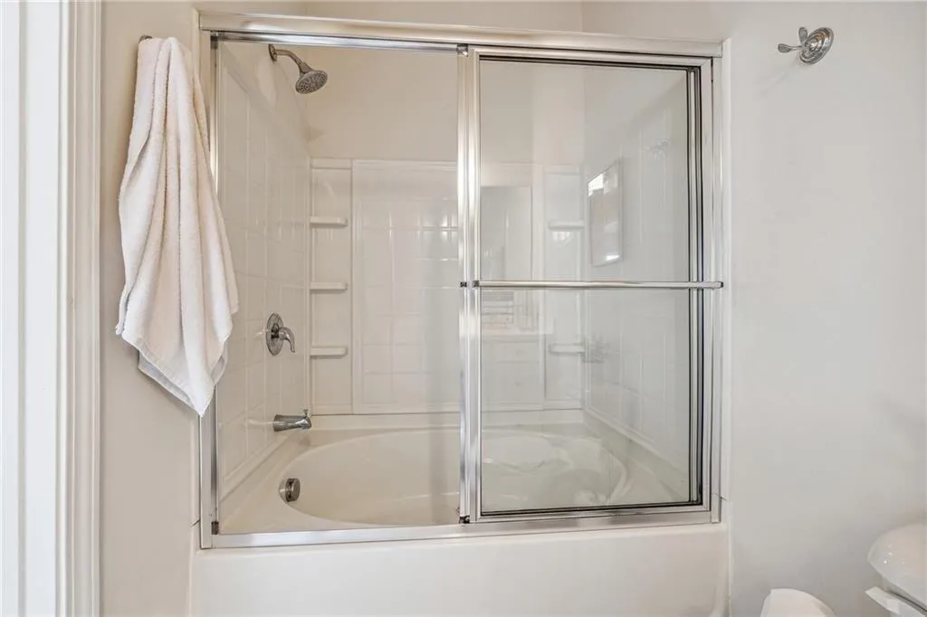 Atlanta, Georgia 30318, United States, 3 Bedrooms Bedrooms, ,4 BathroomsBathrooms,Residential,Active,126615