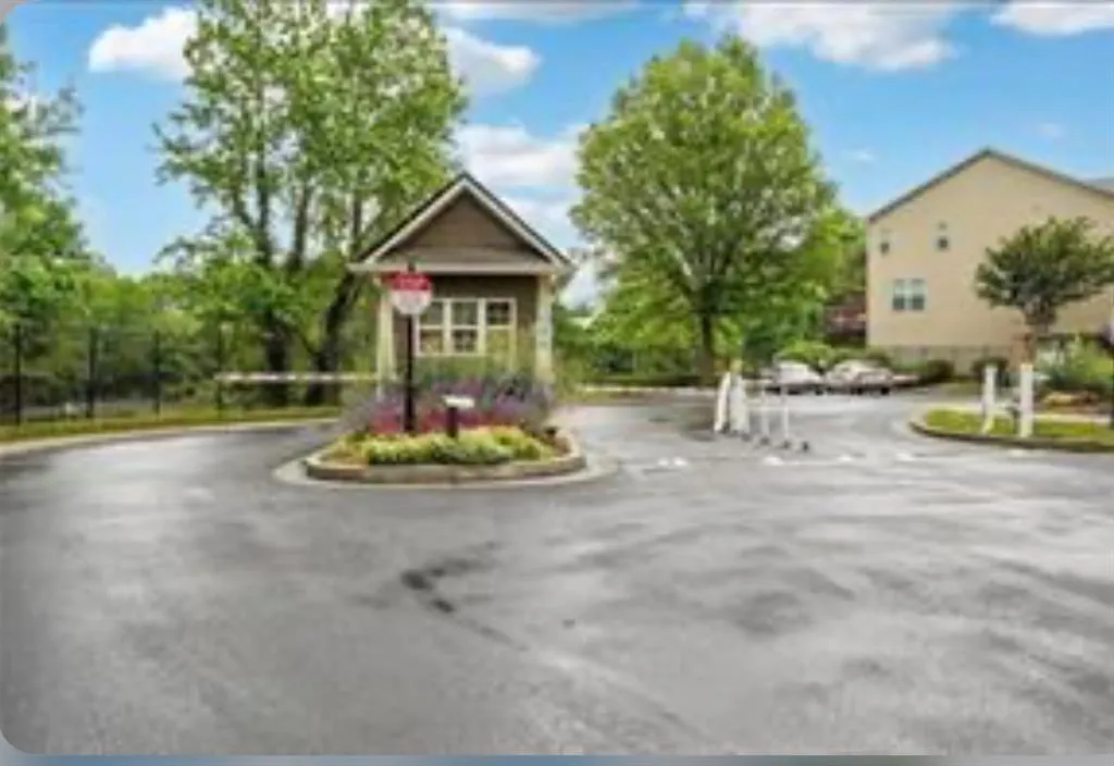 Atlanta, Georgia 30318, United States, 3 Bedrooms Bedrooms, ,4 BathroomsBathrooms,Residential,Active,126615