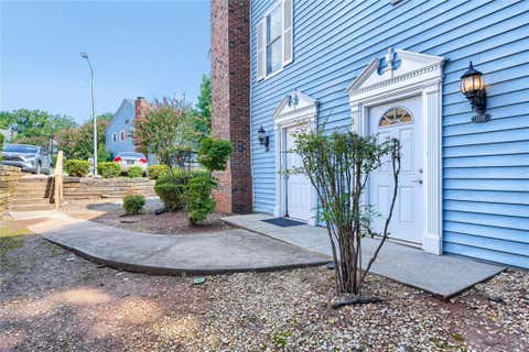 Townhouse For Sale - 1119 Greenyard Way<br/> Norcross, GA 30093