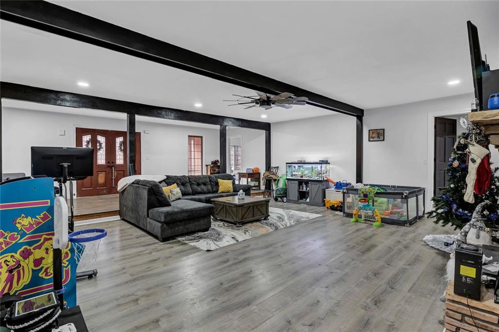 4220 Chapel Hill Farms Drive