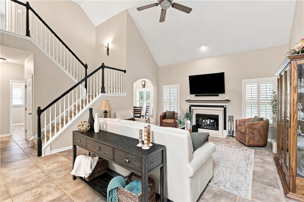 123 Maple View Court