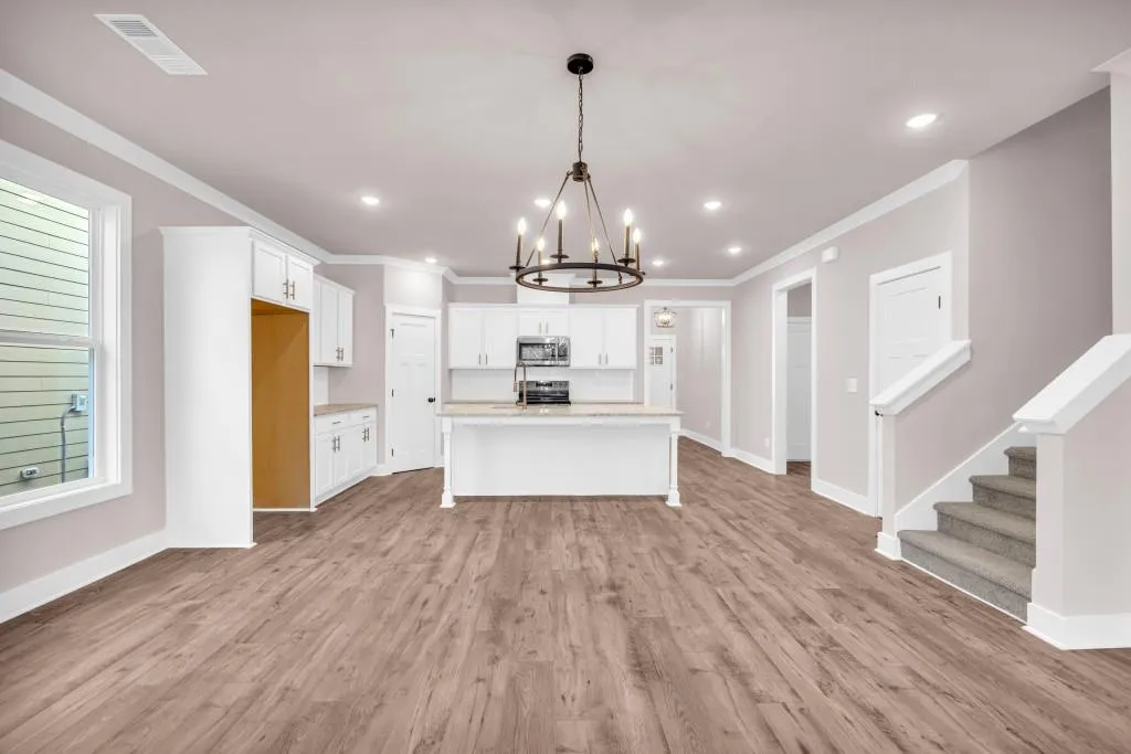 Hartwell, Georgia 30643, United States, 5 Bedrooms Bedrooms, ,4 BathroomsBathrooms,Residential,Active,36704