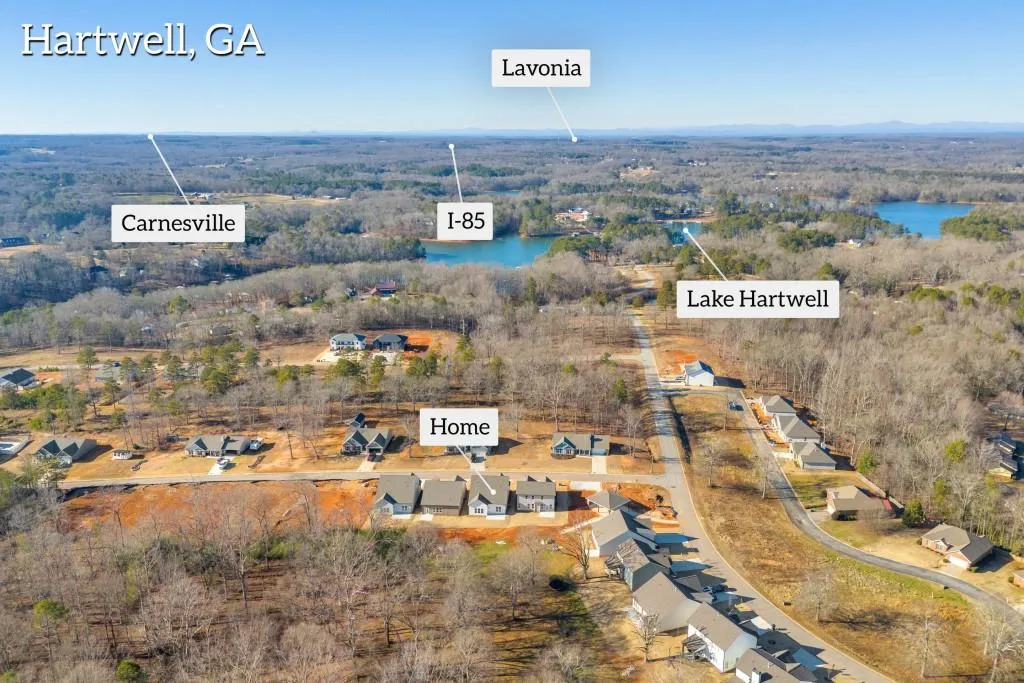 Hartwell, Georgia 30643, United States, 5 Bedrooms Bedrooms, ,4 BathroomsBathrooms,Residential,Active,36704