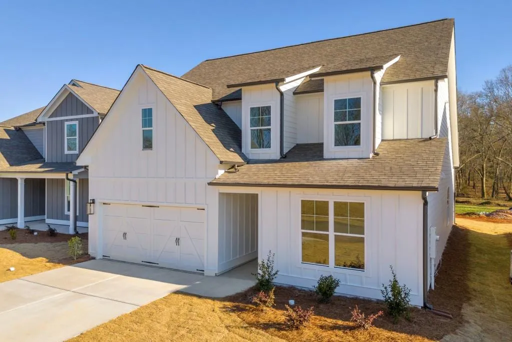 Hartwell, Georgia 30643, United States, 5 Bedrooms Bedrooms, ,4 BathroomsBathrooms,Residential,Active,36704