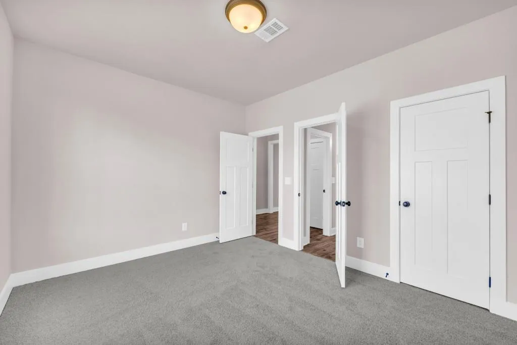 Hartwell, Georgia 30643, United States, 5 Bedrooms Bedrooms, ,4 BathroomsBathrooms,Residential,Active,36704