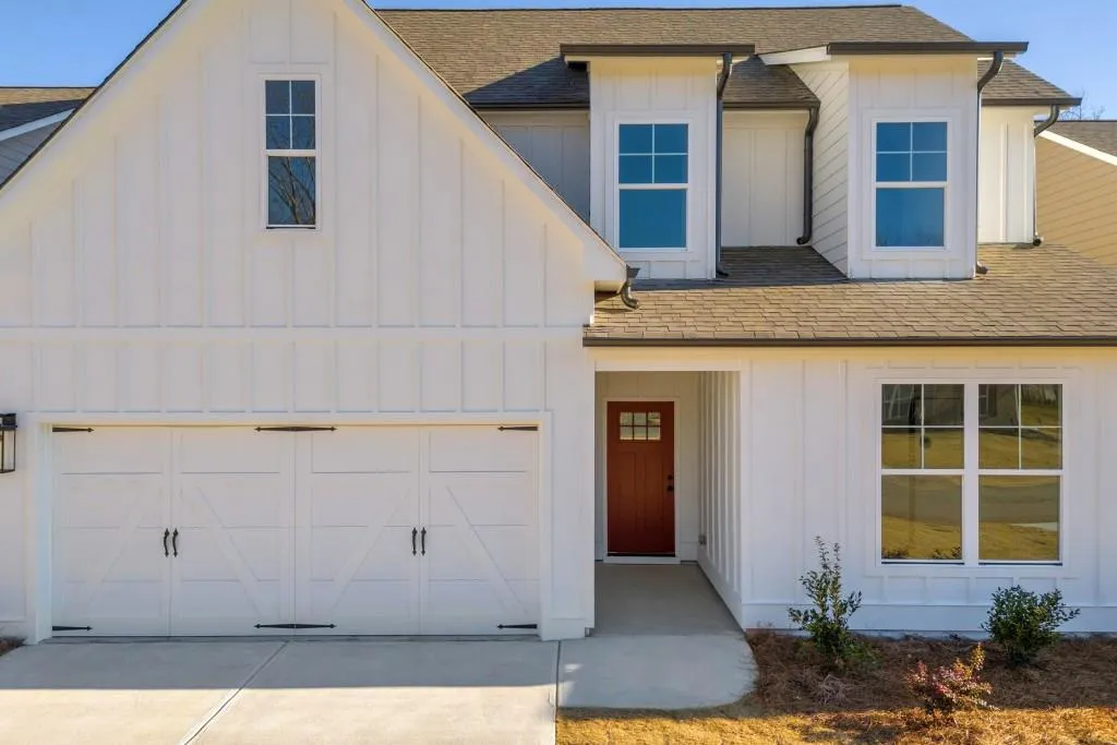 Hartwell, Georgia 30643, United States, 5 Bedrooms Bedrooms, ,4 BathroomsBathrooms,Residential,Active,36704