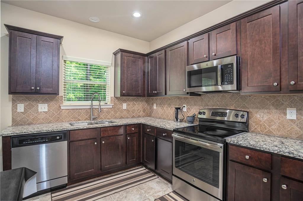 856 Donington Circle, Lawrenceville, Georgia image 16