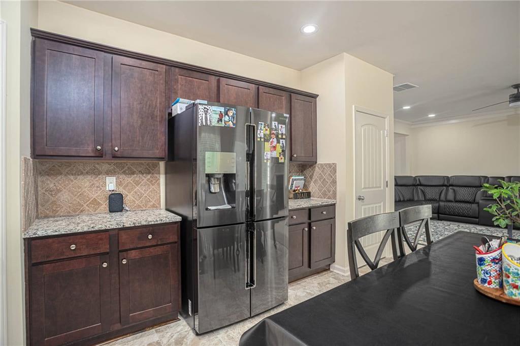 856 Donington Circle, Lawrenceville, Georgia image 17