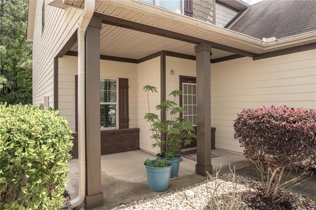 856 Donington Circle, Lawrenceville, Georgia image 3