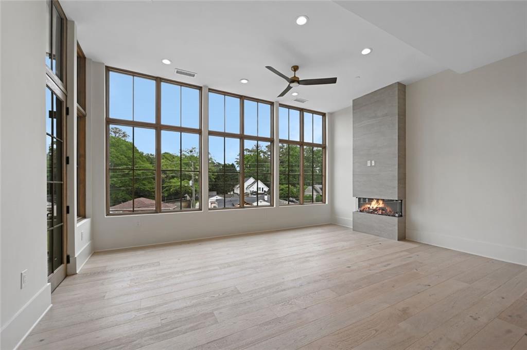 8200 Main Street 1206