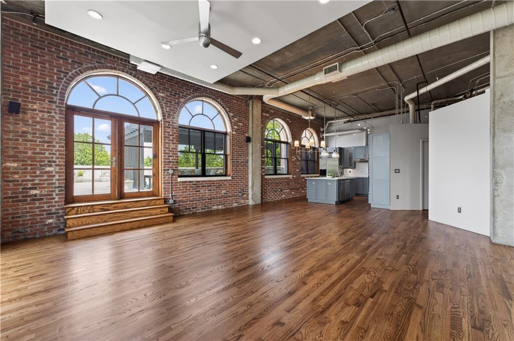 3235 Roswell Road NE 803