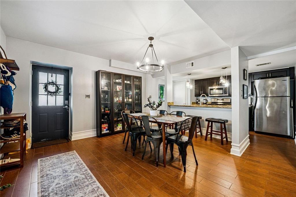 Riviera Terrace - Residential