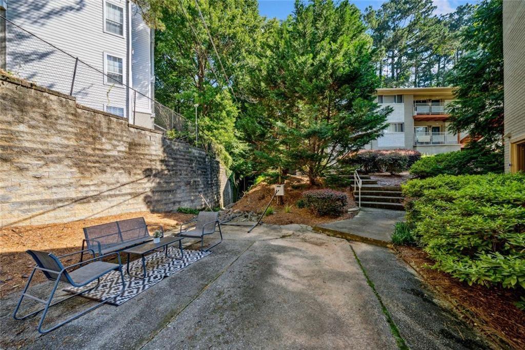 Riviera Terrace - Residential