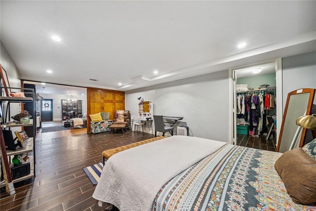 Riviera Terrace - Residential