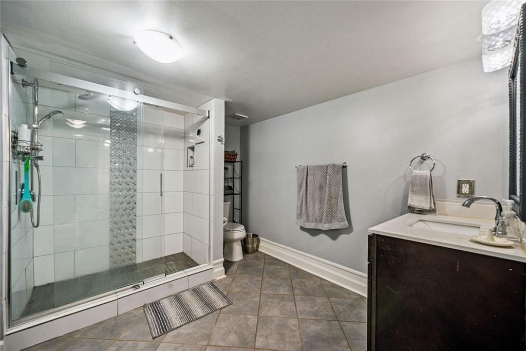 Riviera Terrace - Residential