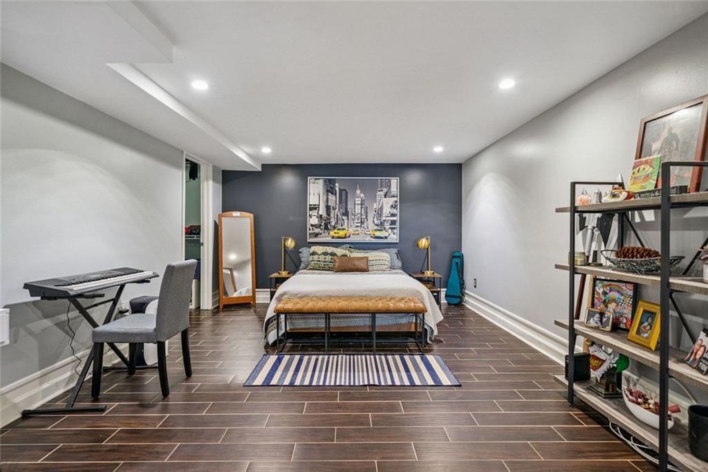 Riviera Terrace - Residential