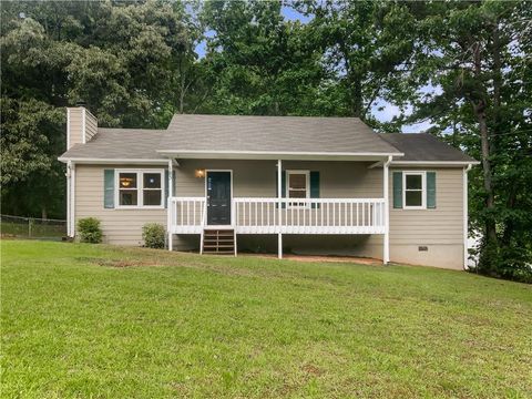 A home in Powder Springs