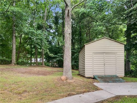 A home in Powder Springs