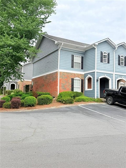 Condo For Sale - 300 Summer Place<br/> Norcross, GA 30071