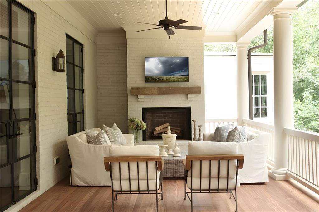 87 Sheridan Drive NE