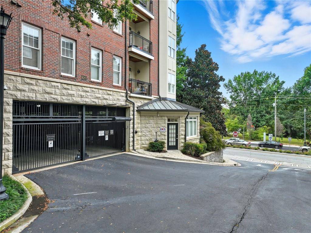 825 Highland Lane NE 1312