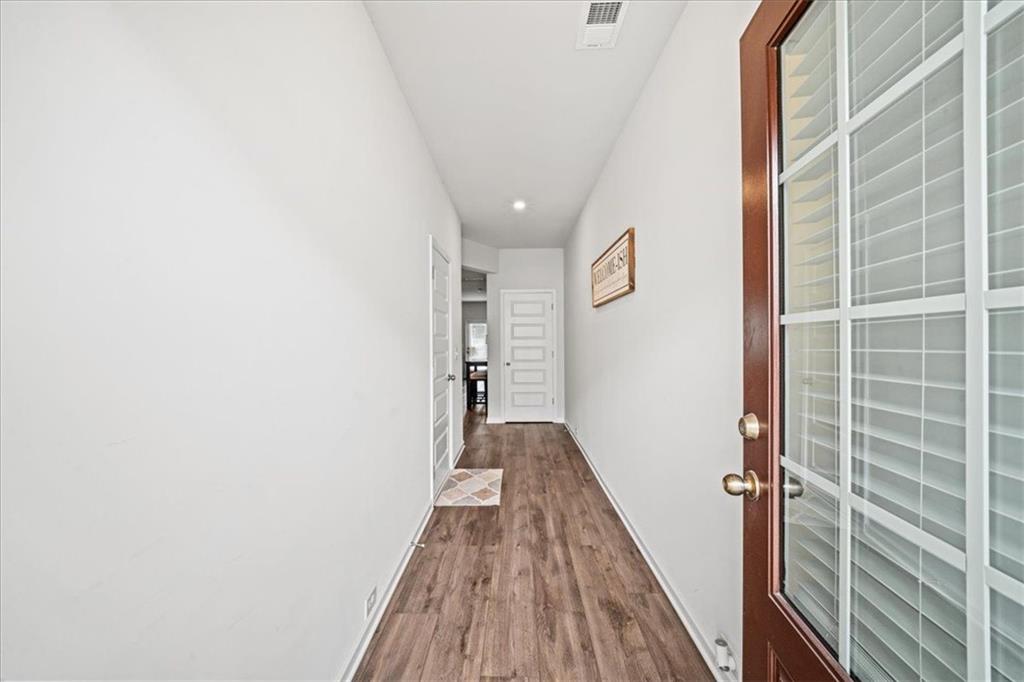 1054 BURKE Street