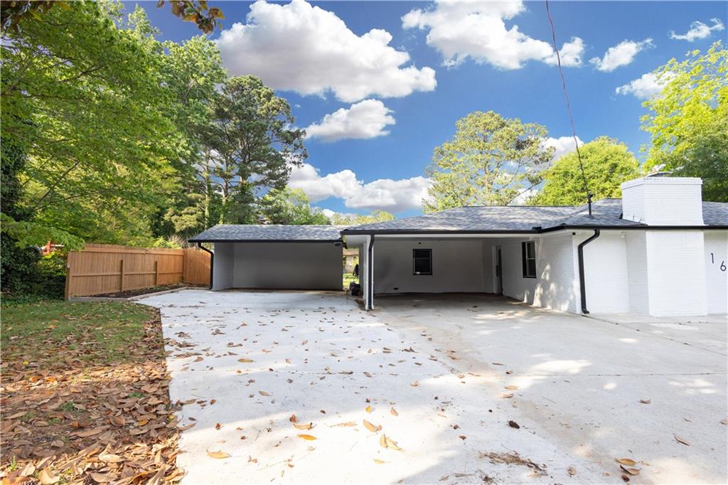 4166 Idlevale Drive, Tucker, Georgia image 4