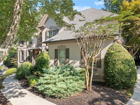 A home in Dacula