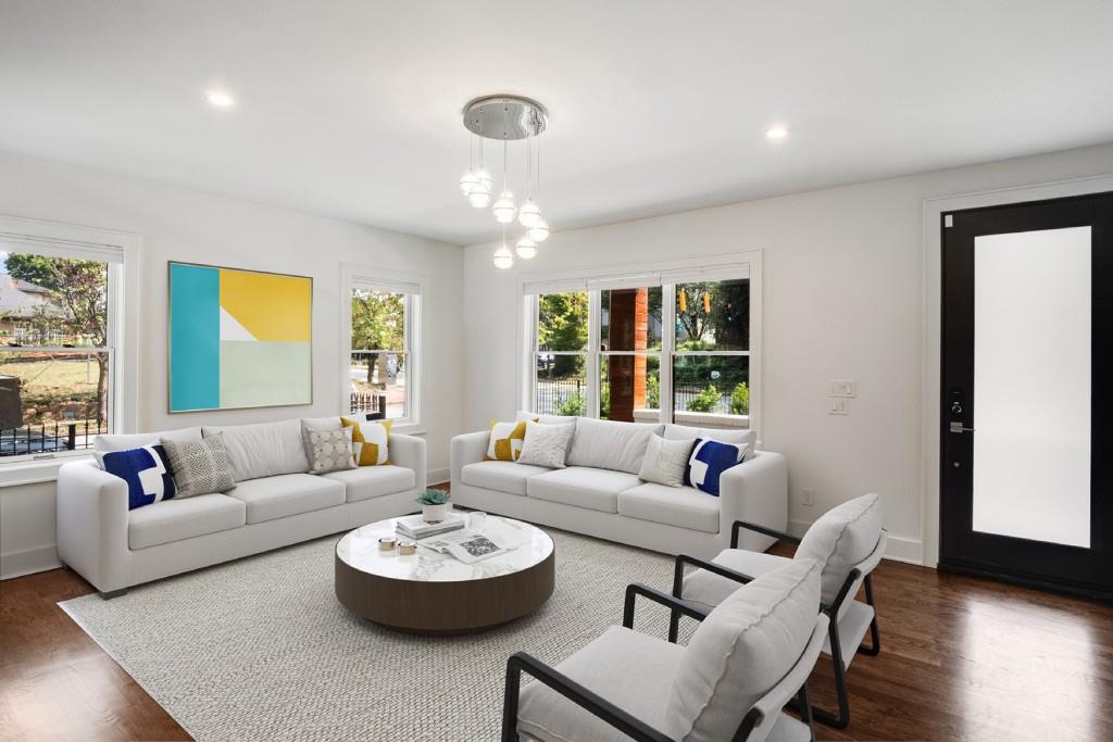 564 Parkway Drive NE 1