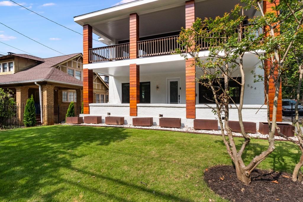 564 Parkway Drive NE 1