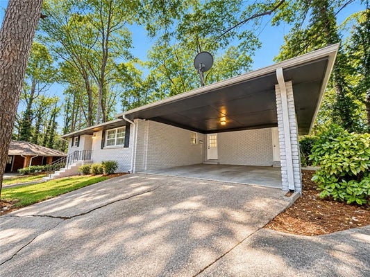 1923 FARRIS DR, DECATUR, GA 30032 - Image d0cb8d2276a6707e4ce18baa2ba9f2cd/2286299369