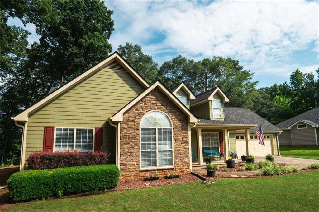 1415 Red Oak Way