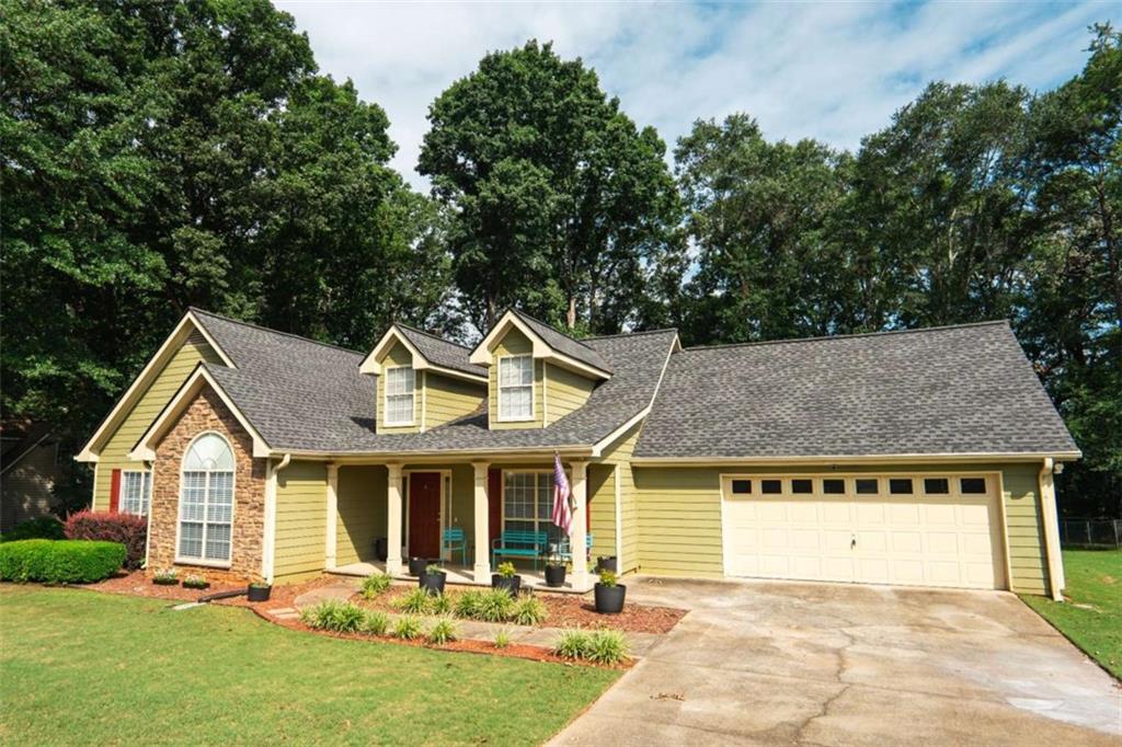 1415 Red Oak Way