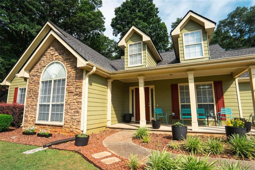 1415 Red Oak Way