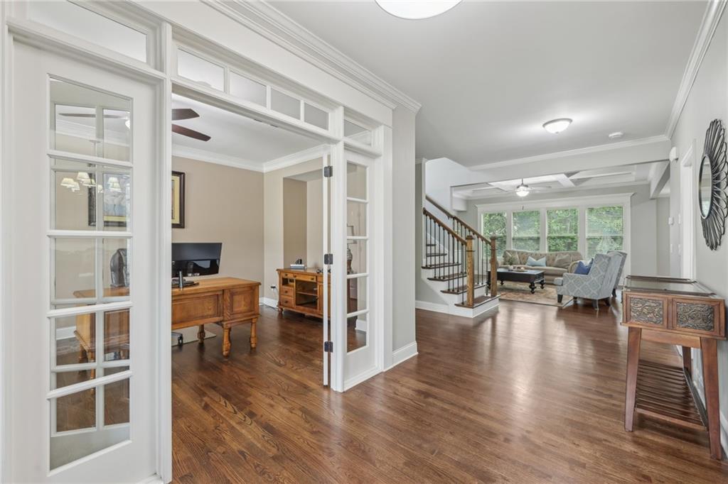 1136 Garner Creek at Parkview Drive SW
