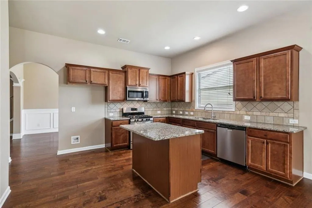 Cumming, Georgia 30028, United States, 4 Bedrooms Bedrooms, ,2 BathroomsBathrooms,Residential,Active,227473