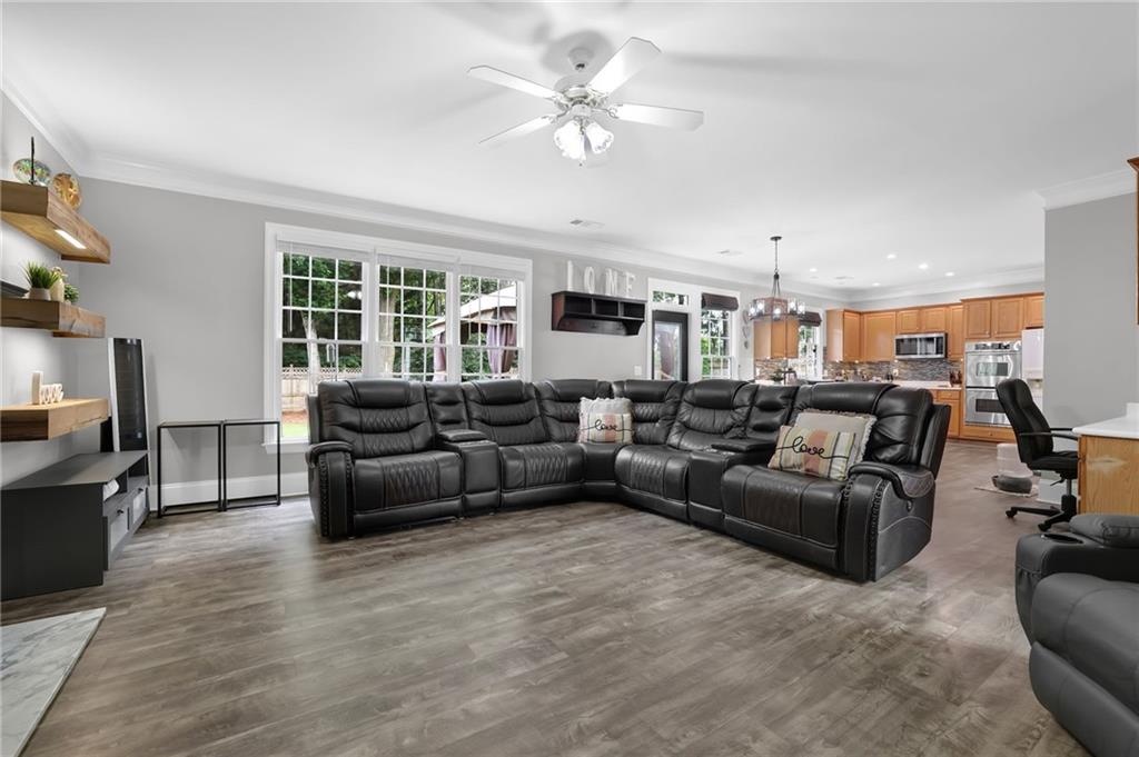 285 Finsbury Park Court, Suwanee, Georgia image 12