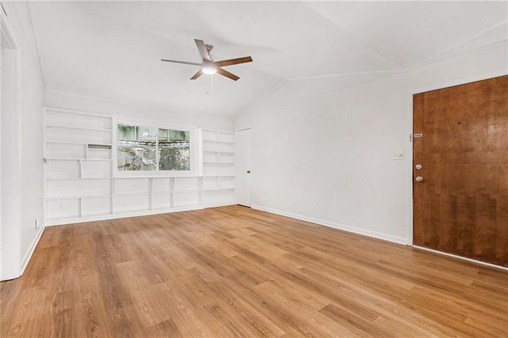 1822 N Rock Springs Road NE 4