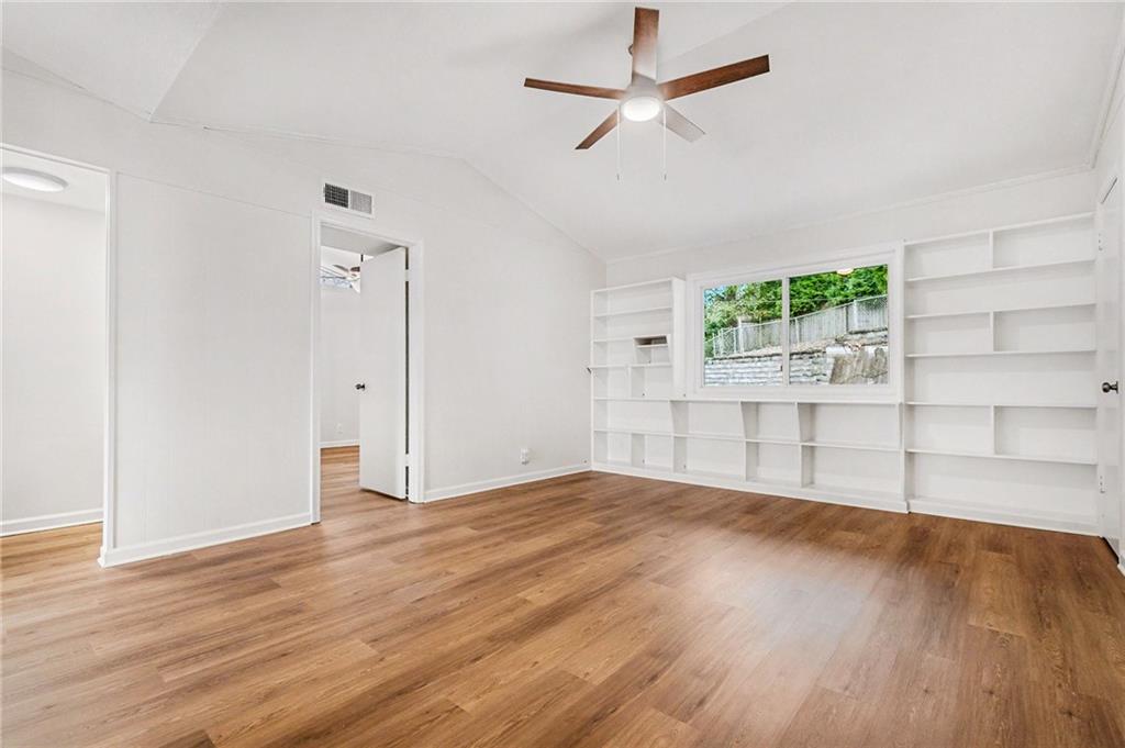 1822 N Rock Springs Road NE 4