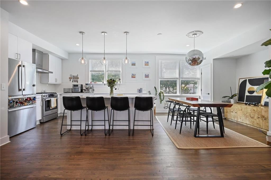 88 Peachtree Memorial Drive NW 2