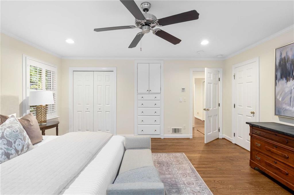 Fair Oaks Manor - Residential