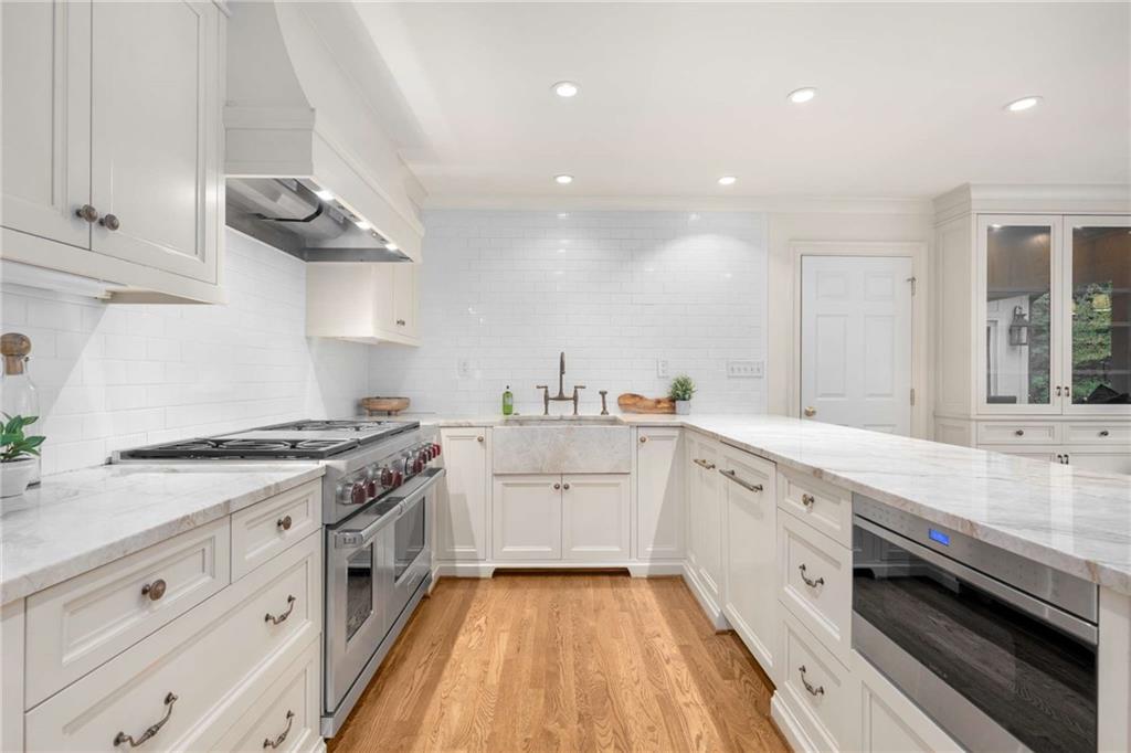 Fair Oaks Manor - Residential