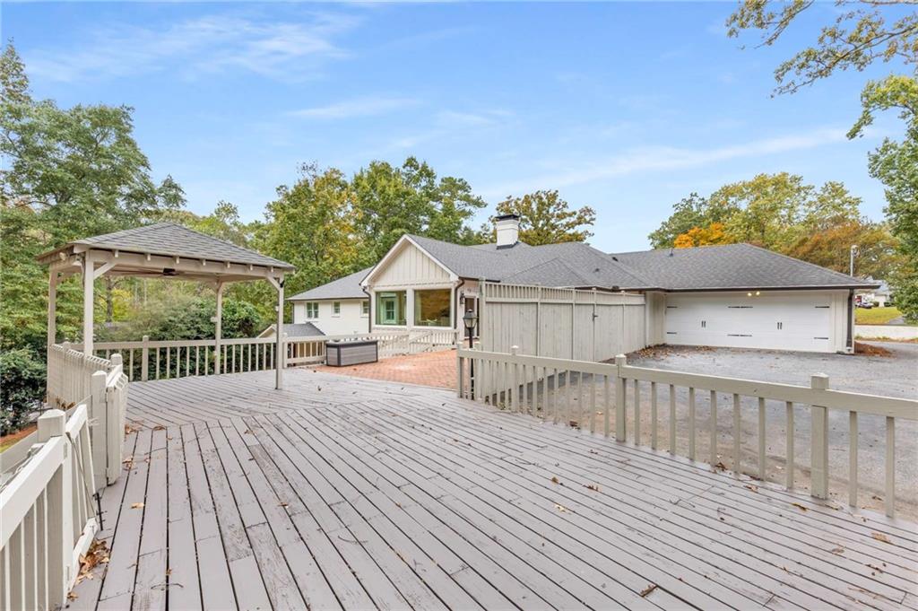 Fair Oaks Manor - Residential