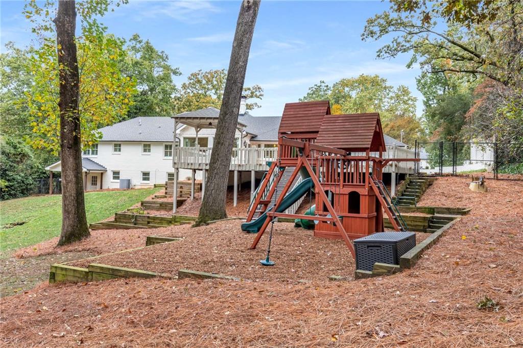 Fair Oaks Manor - Residential